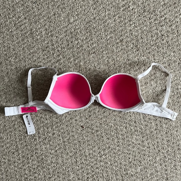 White Lightly Lined Demi Bra from La Senza - Picture 2 of 2